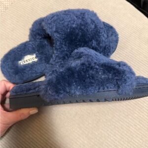 Cozy Blue Dearfoams Women’s Slippers 8